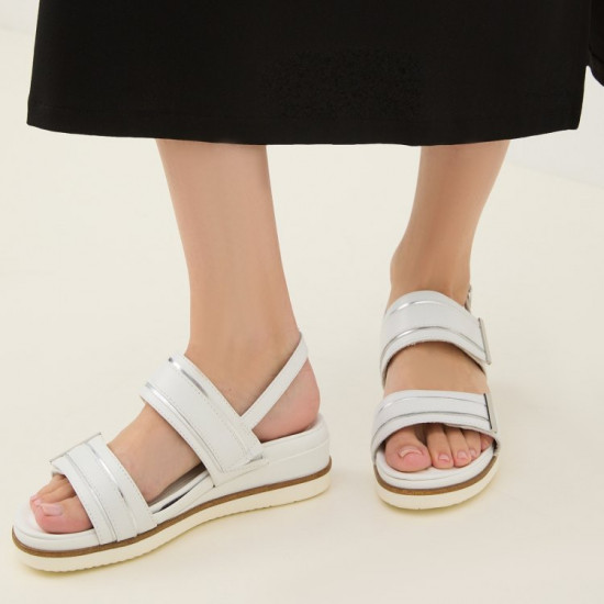 Босоножки женские