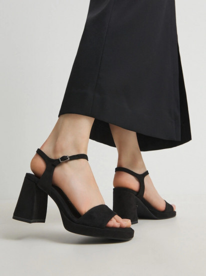 Босоножки женские