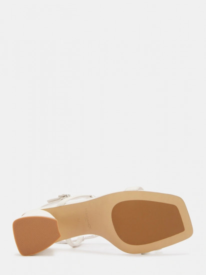 Босоножки женские