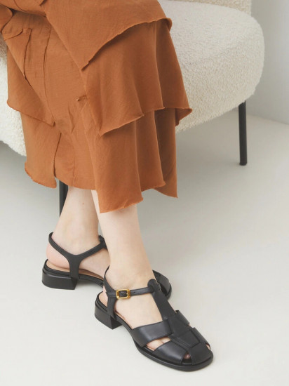 Босоножки женские