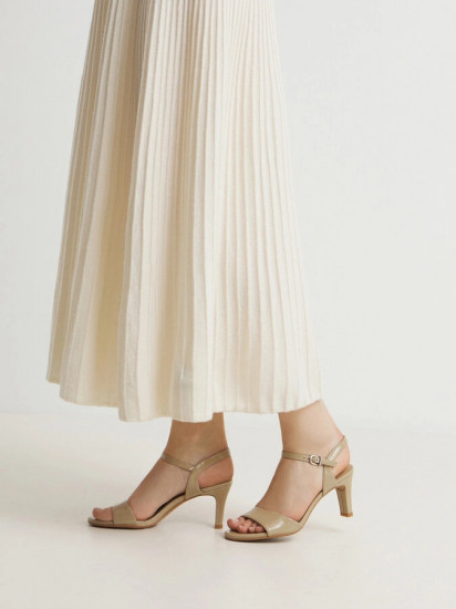 Босоножки женские