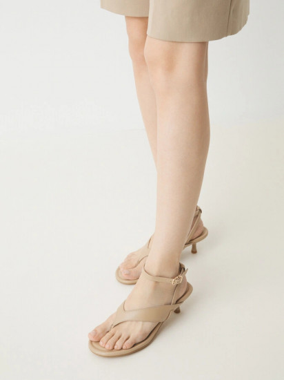 Босоножки женские