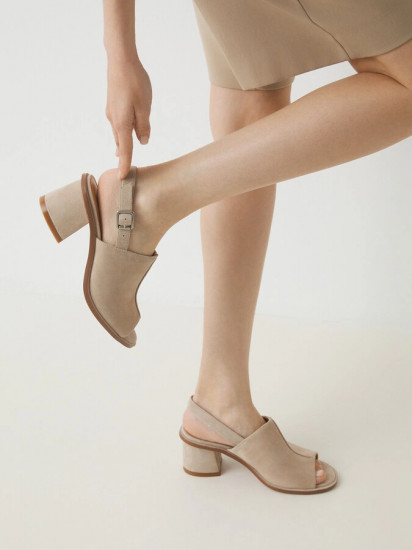 Босоножки женские