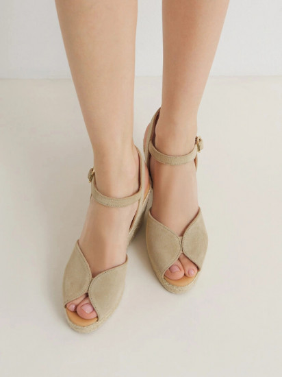 Босоножки женские
