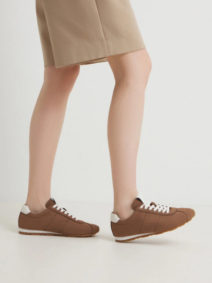 Кроссовки женские