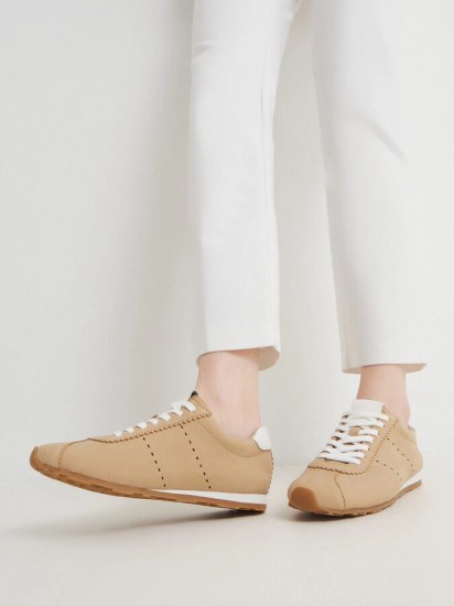 Кроссовки женские