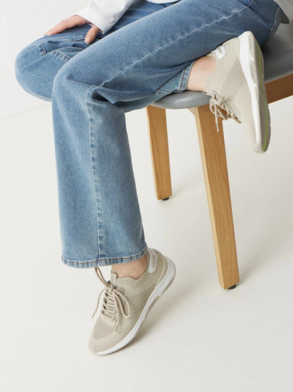 Кроссовки женские