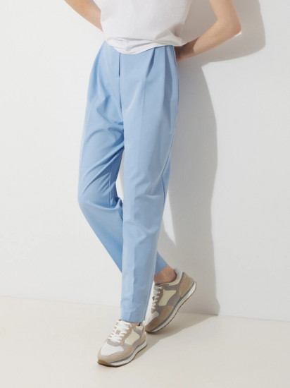 Кроссовки женские