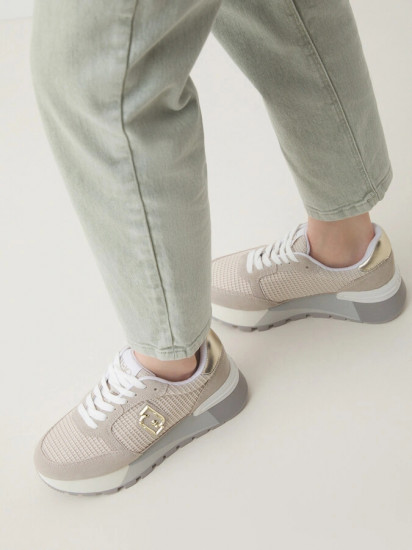 Кроссовки женские