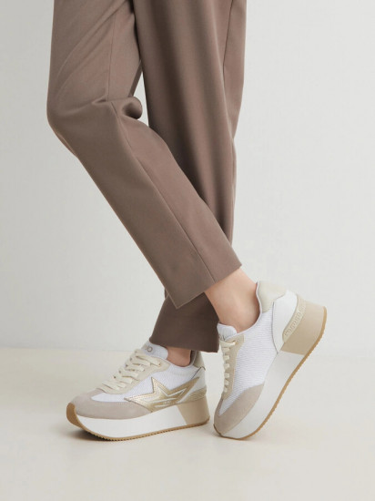 Кроссовки женские