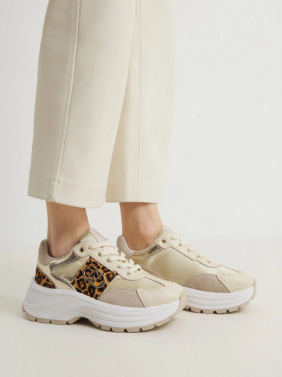 Кроссовки женские