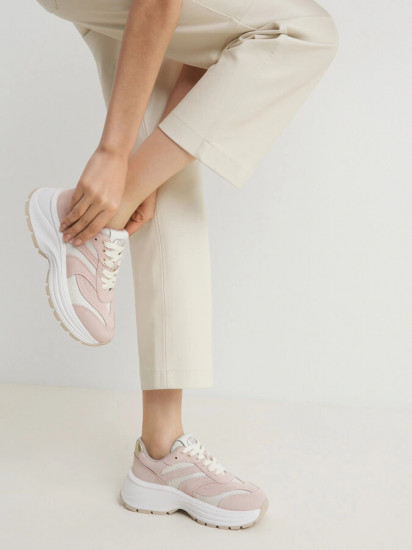 Кроссовки женские