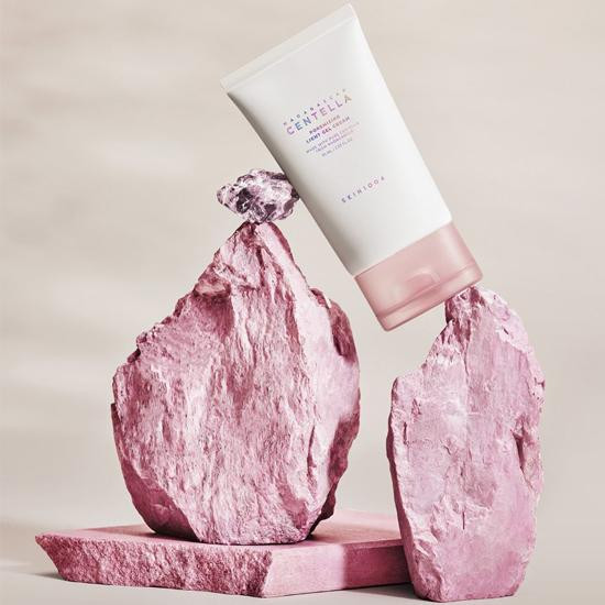 Лёгкий гель-крем для сужения пор «Madagascar Centella Poremizing Light Gel Cream»