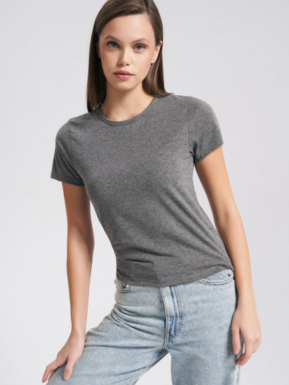 Футболка женская