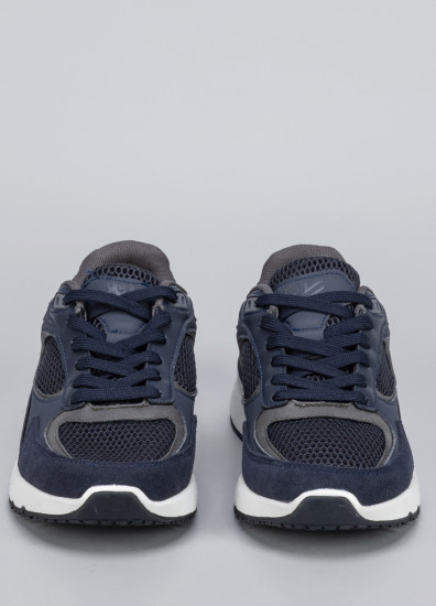 Кроссовки для мужчин