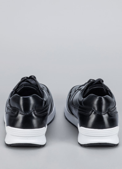 Кроссовки для мужчин