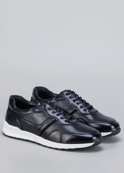 Кроссовки для мужчин