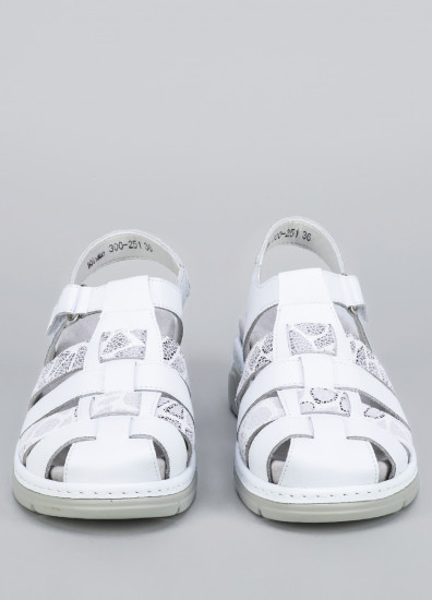 Босоножки для женщин