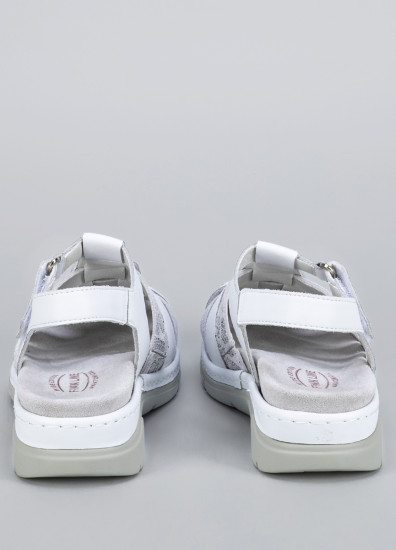 Босоножки для женщин