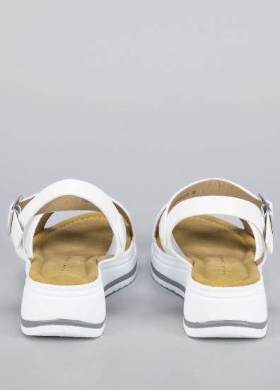 Босоножки для женщин