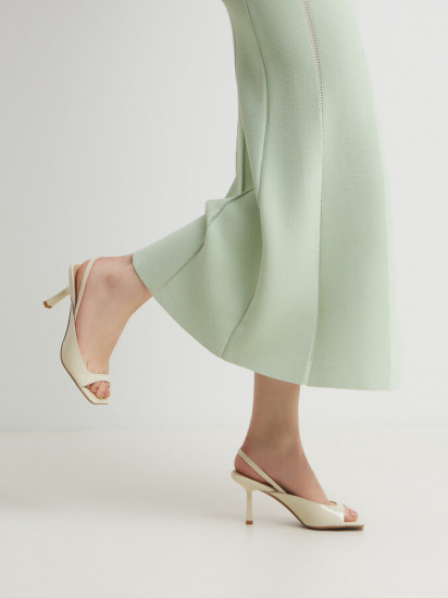 Босоножки женские