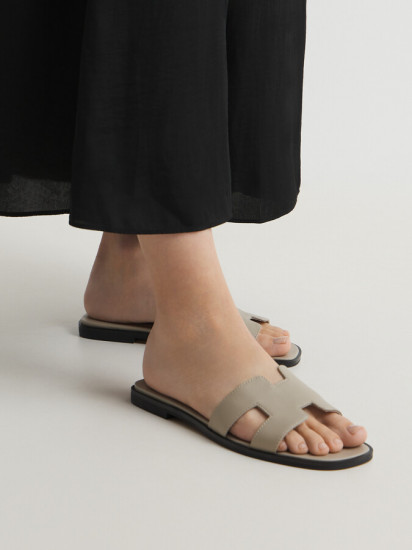 Шлепанцы женские