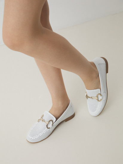 Лоферы женские