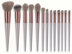 Набор кистей для макияжа в мешочке для хранения - Фото 1