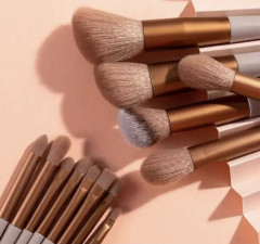 Набор кистей для макияжа в мешочке для хранения - Фото 2