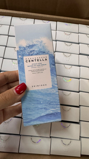 Солнцезащитная сыворотка «Madagascar Centella Hyalu-Cica Water-Fit Sun Serum SPF50+ PA++++»