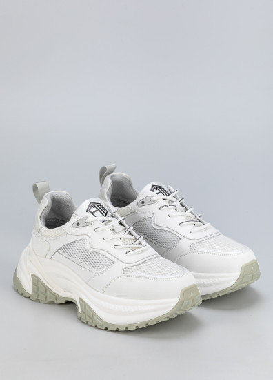 Кроссовки для женщин