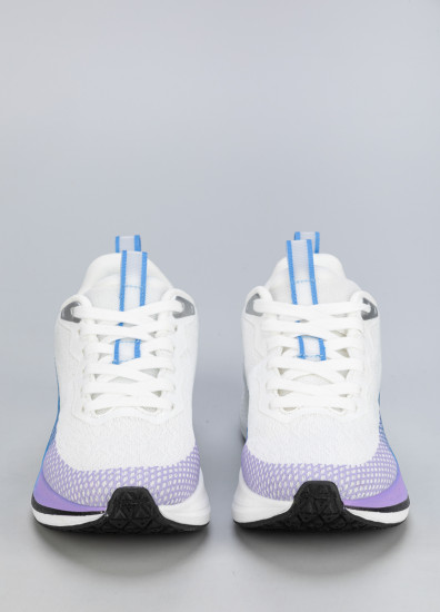 Кроссовки для женщин