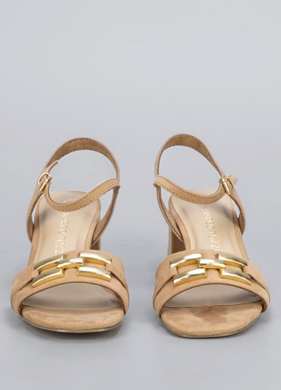 Босоножки для женщин