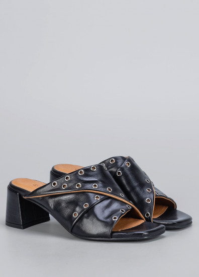 Шлепанцы для женщин