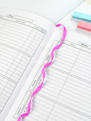 Дневник школьный «Девочка в наушниках» - Фото 14