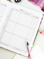 Дневник школьный «Брюнетка с собачкой» - Фото 5