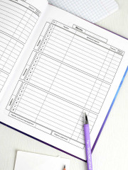 Дневник школьный «Девочка в наушниках» - Фото 8