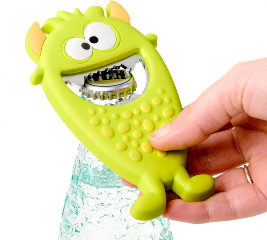 Открывалка магнитная «Monster»
