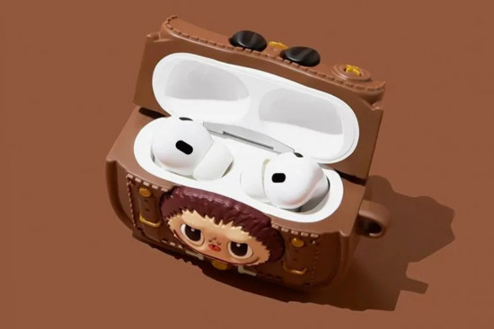 Чехол с брелоком для наушников AirPods Pro