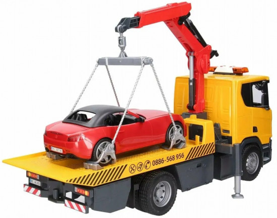 Эвакуатор со спортивным автомобилем