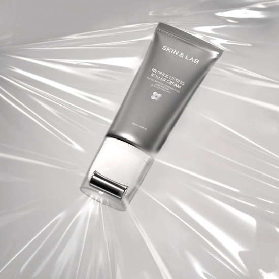 Крем с роллером для лица «Retinol Lifting Roller Cream»