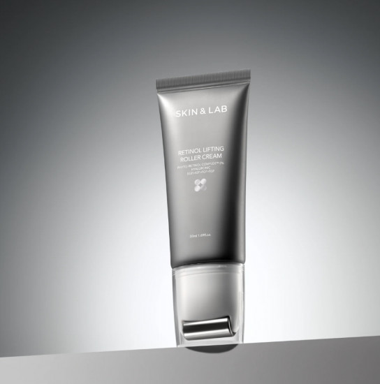 Крем с роллером для лица «Retinol Lifting Roller Cream»