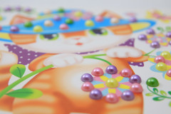 Аппликация бусинами «Котенок-озорник» - Фото 1