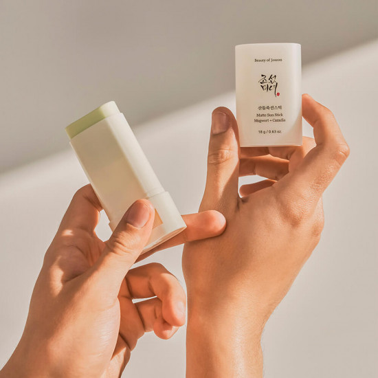 Стик для лица солнцезащитный SPF 50+ PA++++