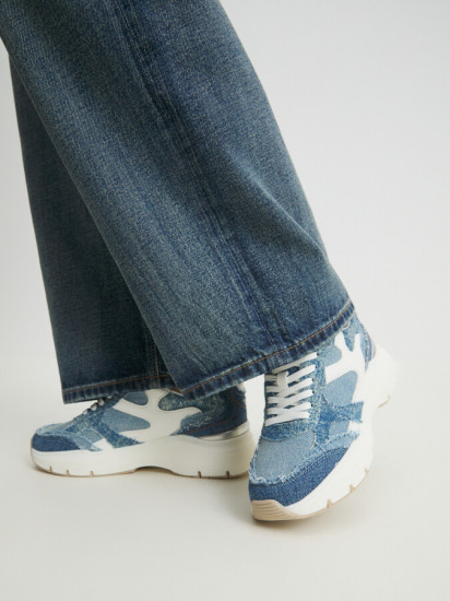 Кроссовки женские