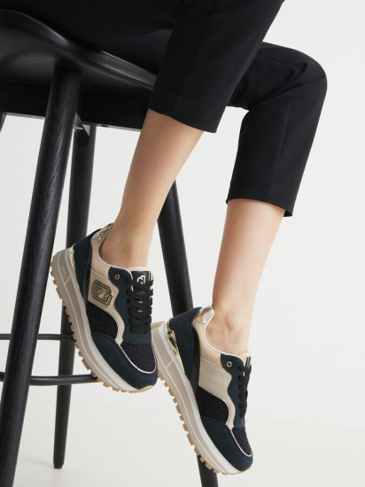 Кроссовки женские