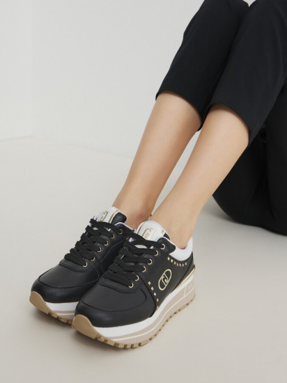 Кроссовки женские