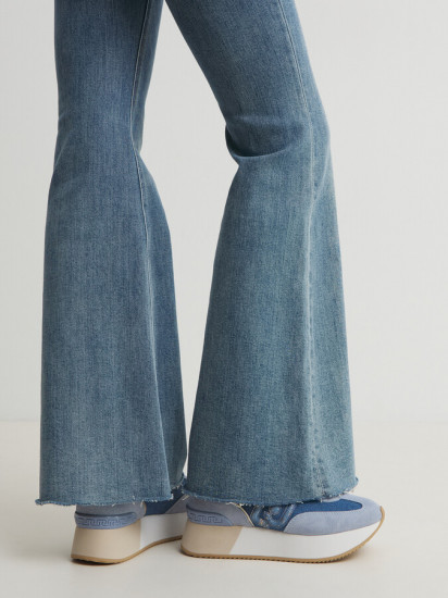 Кроссовки женские