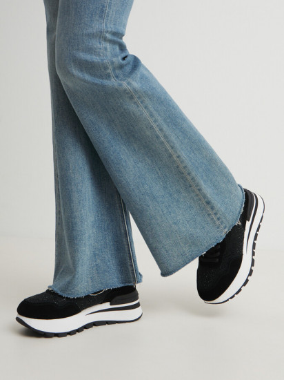 Кроссовки женские