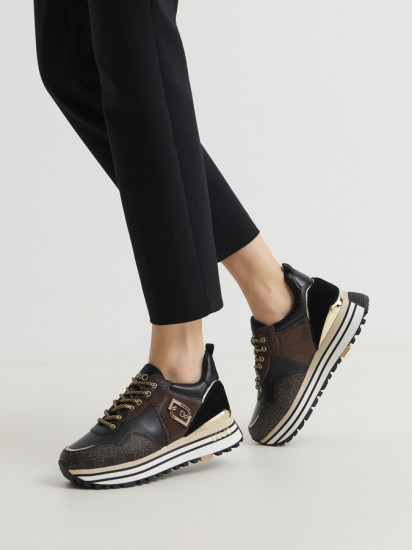 Кроссовки женские